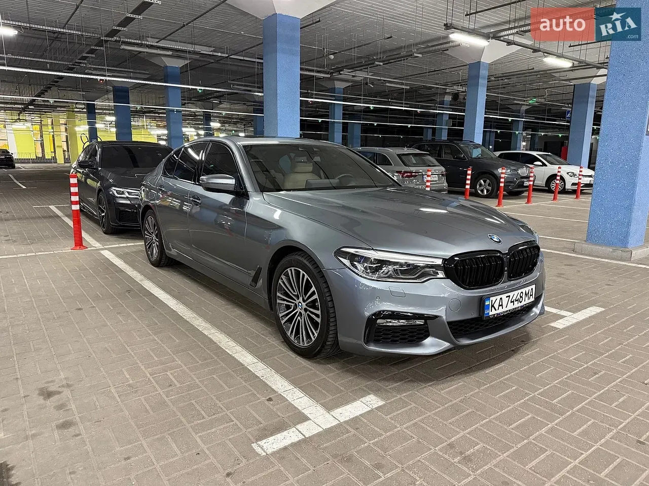 BMW 5 Series 2018 photo 2