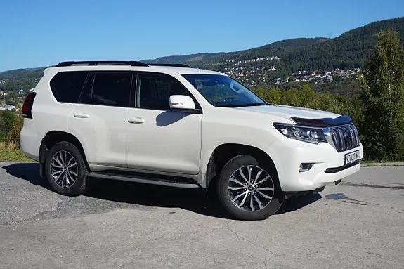 Toyota Land Cruiser 2023 photo 4