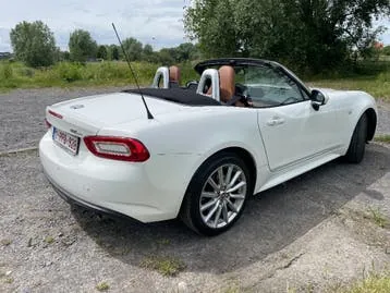 Fiat 124 Spider