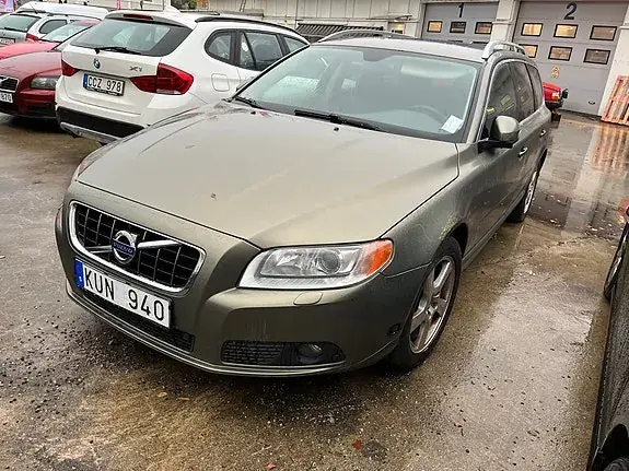 Volvo V70 2011 photo 3