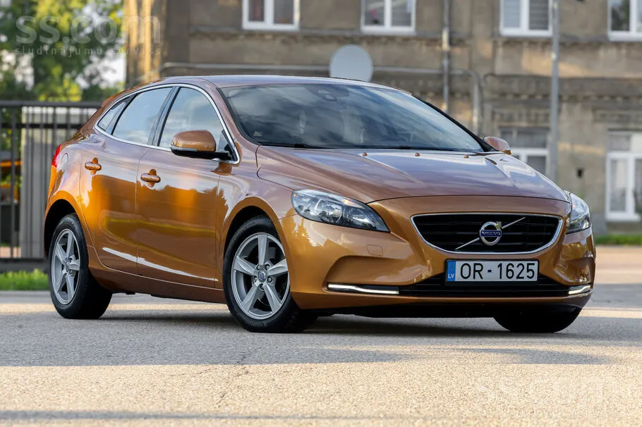 Volvo V40 2013 photo 3