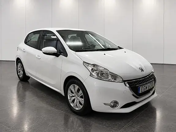 Peugeot 208 2014 photo 3