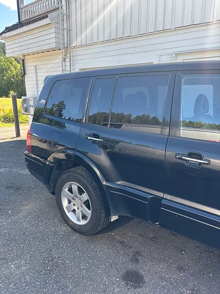 Mitsubishi Pajero 2004 photo 3