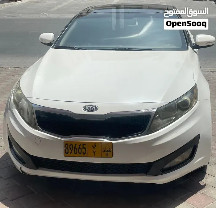 Kia Optima 2012 photo 2