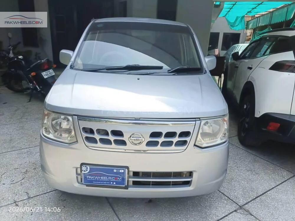 Nissan Otti
