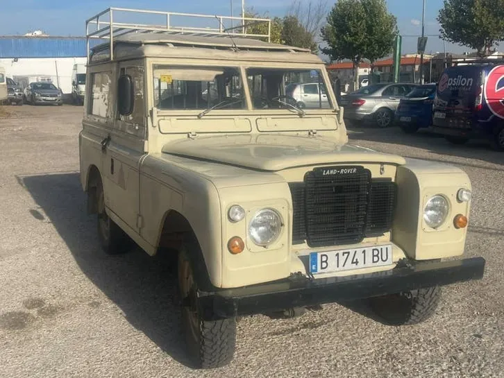 Land Rover 88