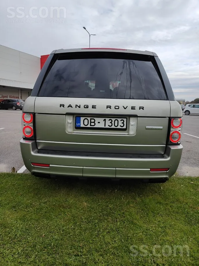 Land Rover Range Rover 2011 photo 2