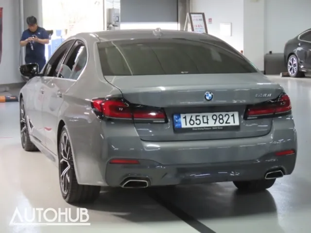 BMW 5 Series 2022 photo 4