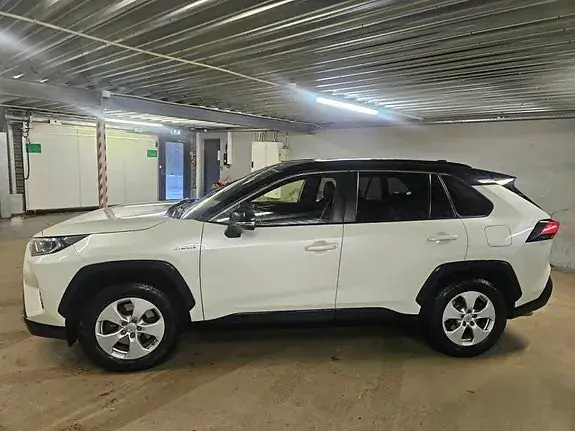 Toyota Rav4 2020 photo 4