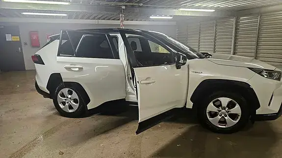 Toyota Rav4 2020 photo 3