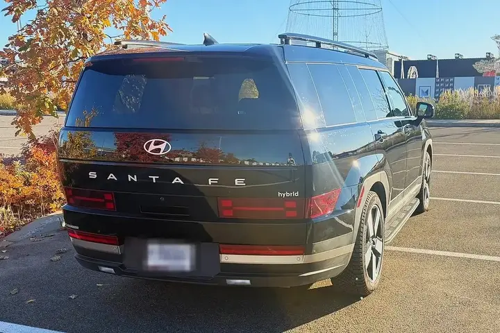 Hyundai Santa Fe 2025 photo 2