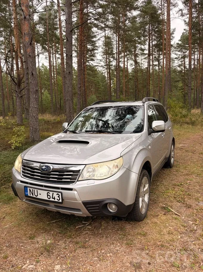 Subaru Forester 2011 photo 3