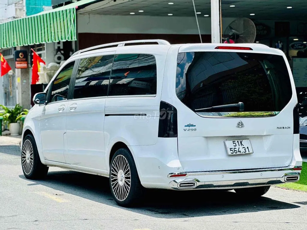 Mercedes-Benz V-Class 2021 photo 2
