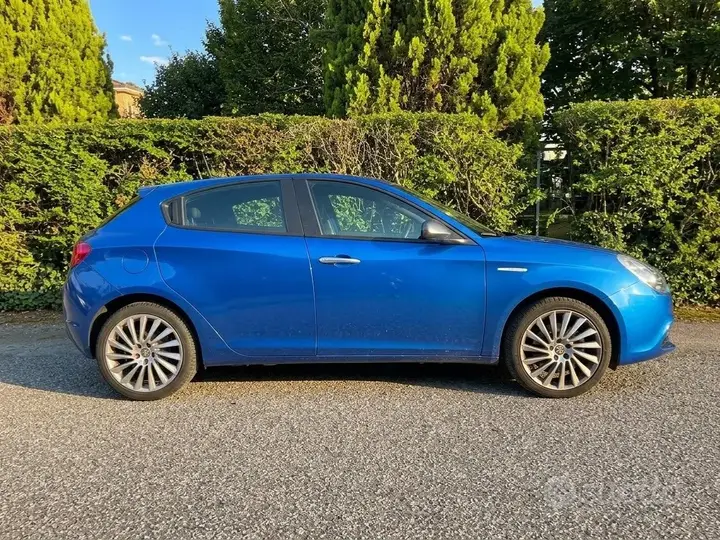 Alfa Romeo Giulietta 2019 photo 2