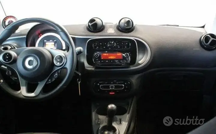 Smart Fortwo 2018 photo 4