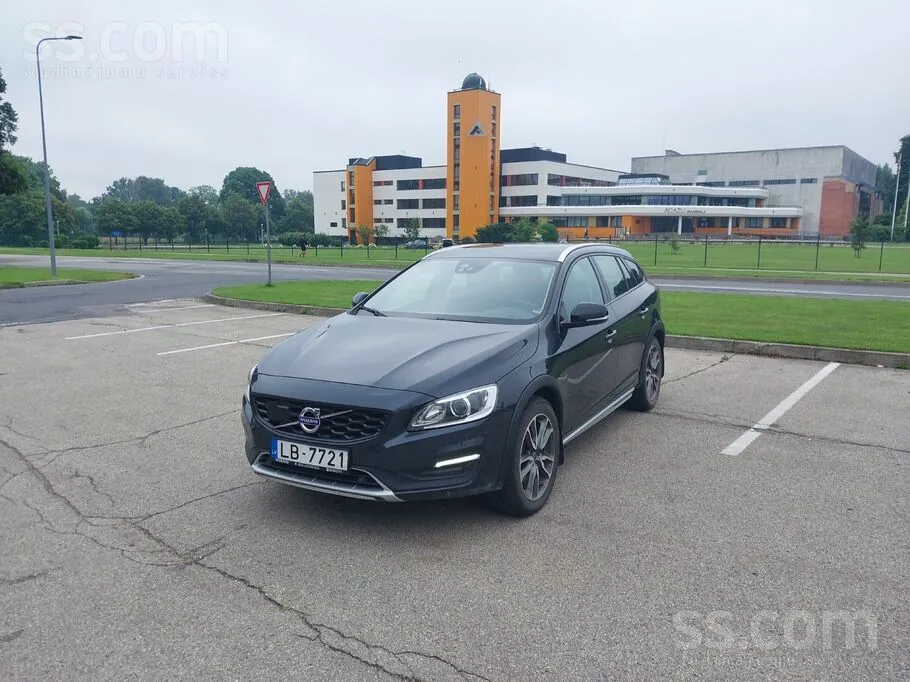 Volvo V60 2017 photo 2