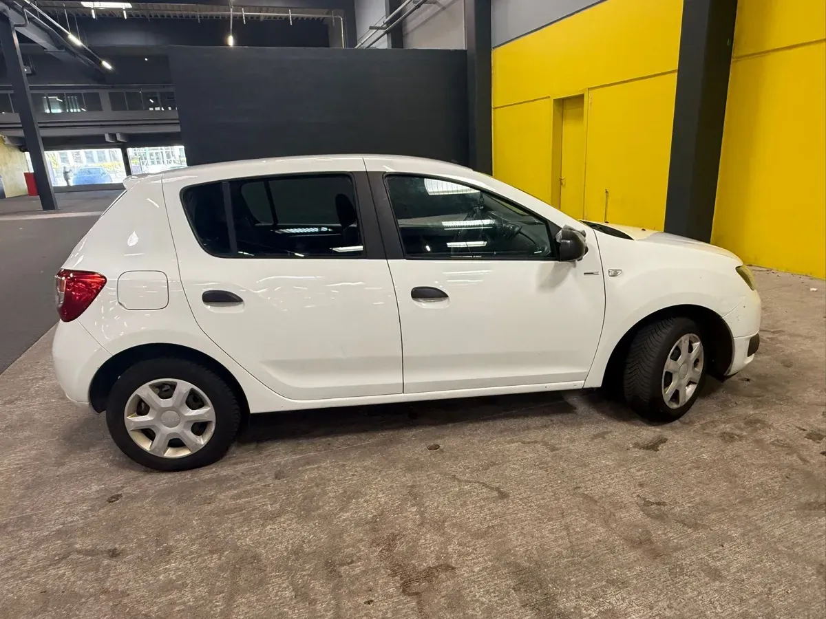 Dacia Sandero 2016 photo 3