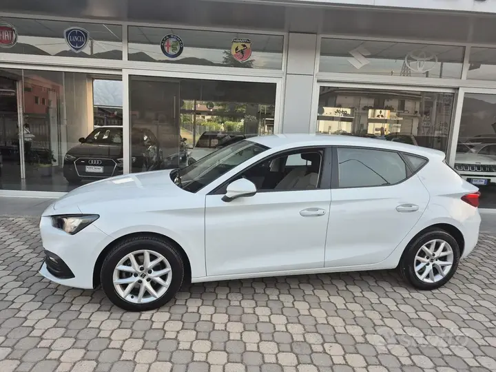 Seat Leon 2024 photo 3