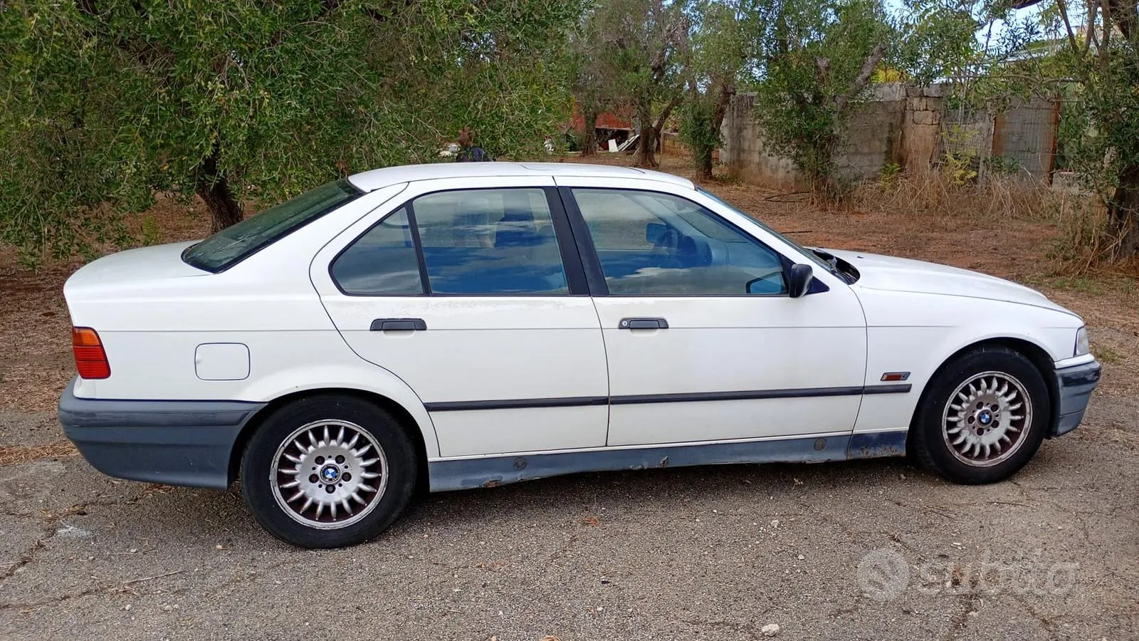 BMW 316I 1996 photo 4