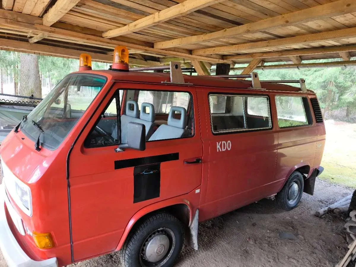 Volkswagen T3 1988 photo 2