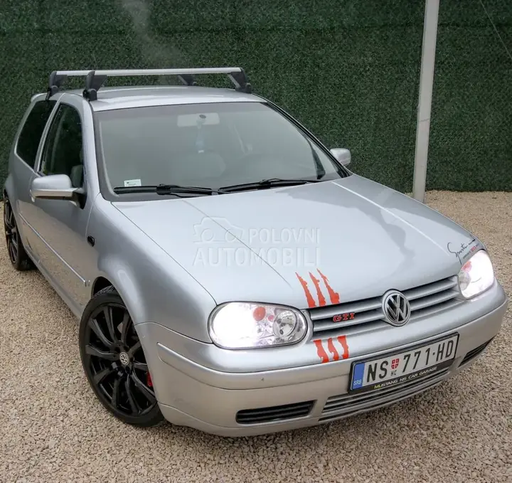 Volkswagen Golf 4