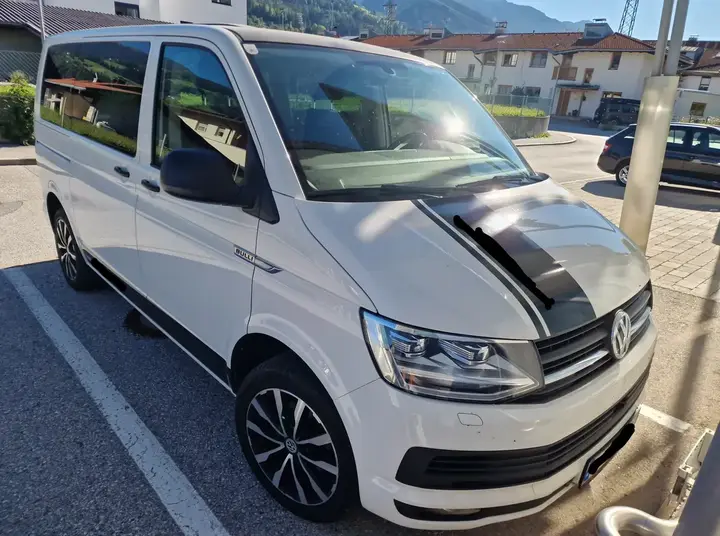 Volkswagen Multivan 2019 photo 2