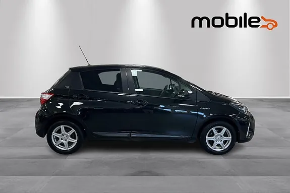 Toyota Yaris 2020 photo 2