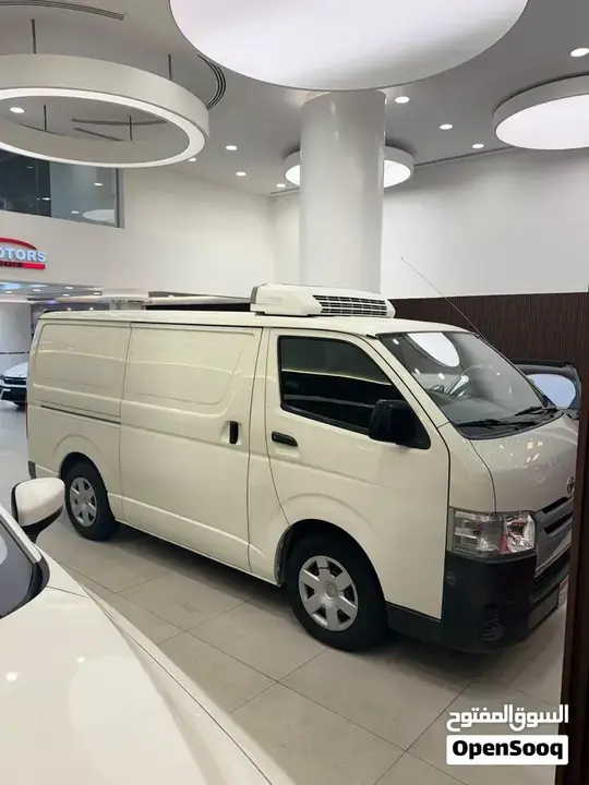 Toyota Hiace 2021 photo 4