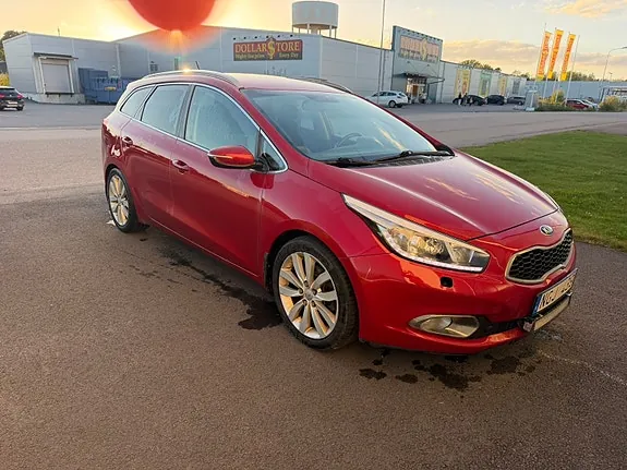 Kia Ceed 2013 photo 2