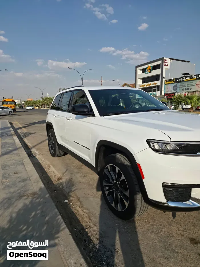 Jeep Grand Cherokee 2022 photo 2