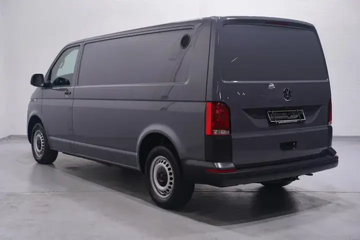 Volkswagen Transporter 2023 photo 3