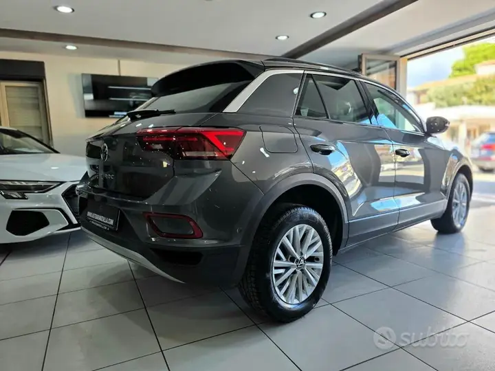 Volkswagen T-Roc 2022 photo 4