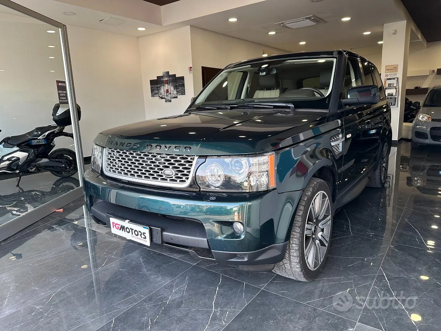 Land Rover Range Rover Sport 2012 photo 3