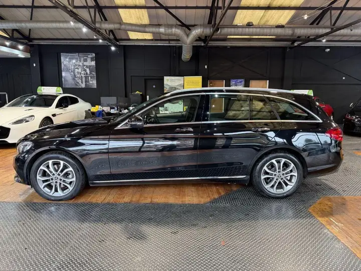 Mercedes-Benz C220D 2018 photo 4
