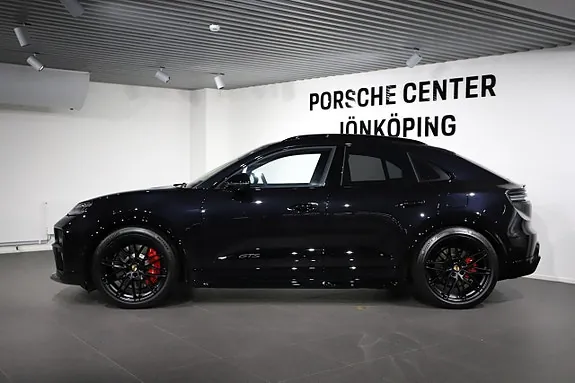 Porsche Macan Gts 2026 photo 2