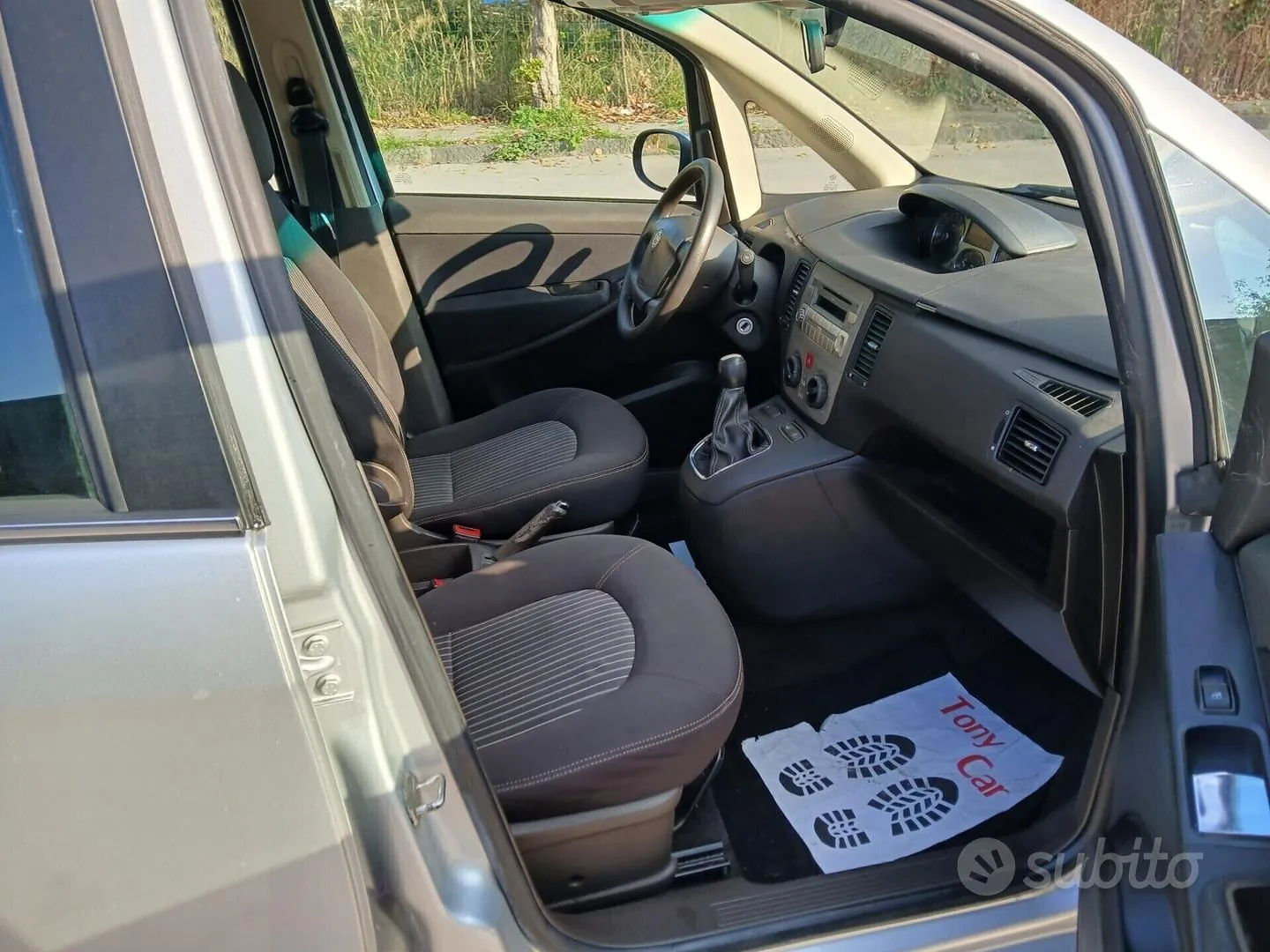 Lancia Musa 2011 photo 4