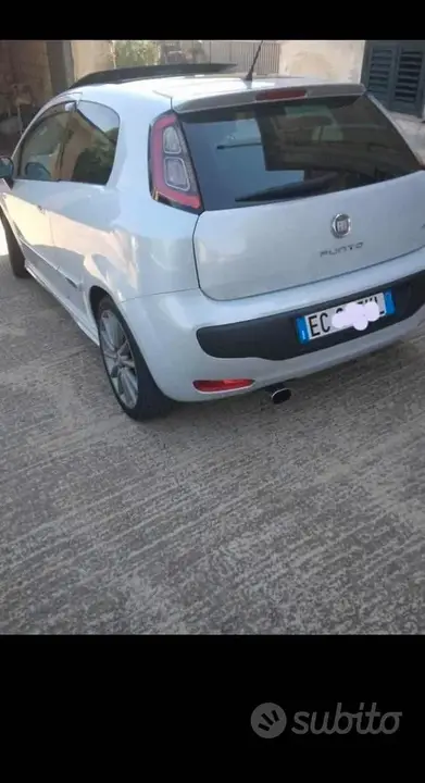 Fiat Punto Evo 2010 photo 3