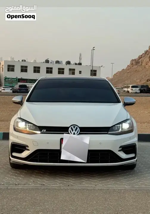 Volkswagen Golf R 2019 photo 2