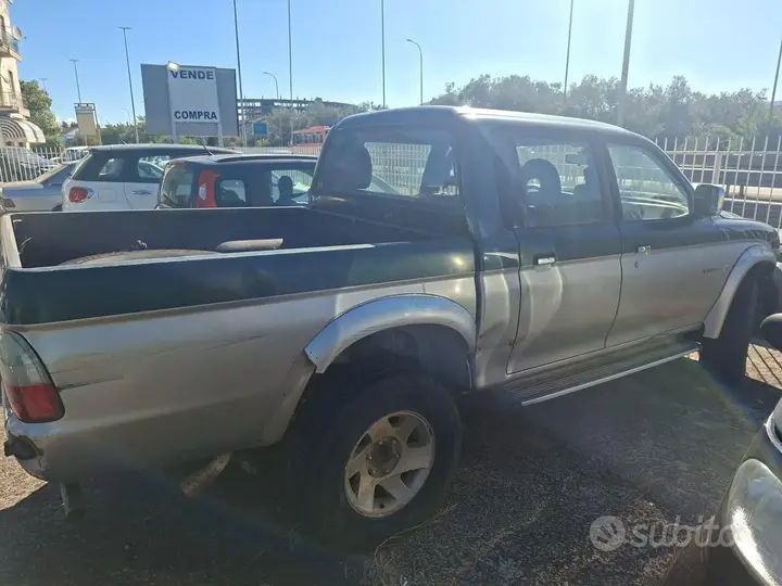 Mitsubishi L200