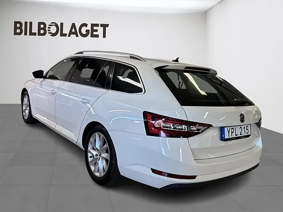 Skoda Superb 2018 photo 3