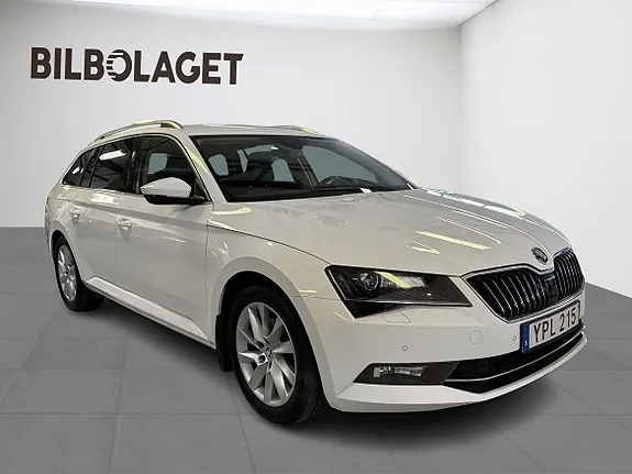 Skoda Superb 2018 photo 5