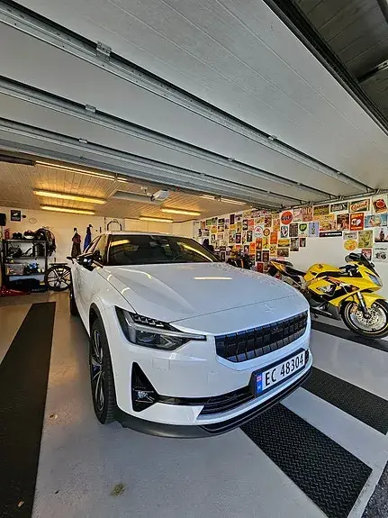 Polestar 2 2021 photo 3