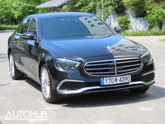 Mercedes-Benz E-Class 2023 photo 2