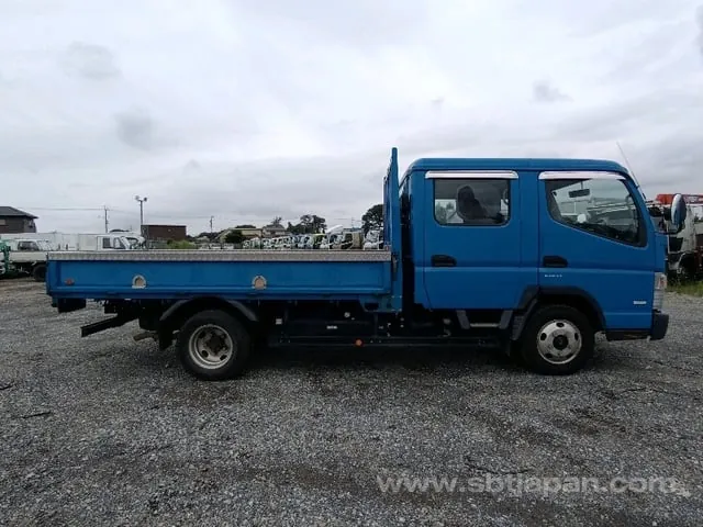 Mitsubishi Canter 2013 photo 5
