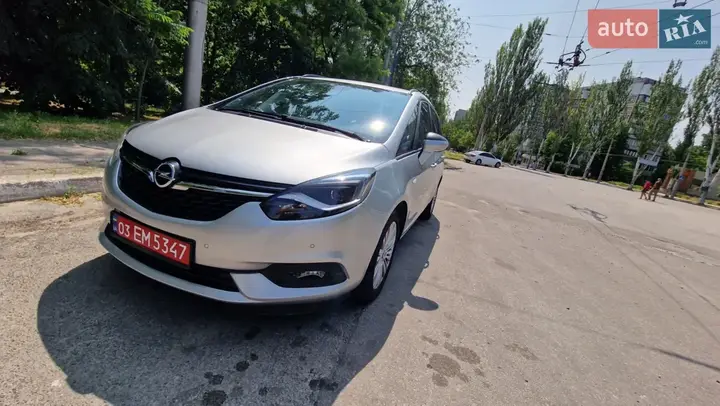 Opel Zafira