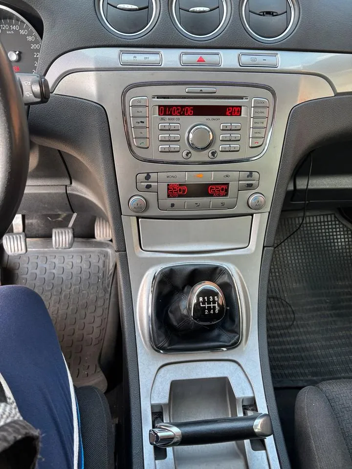 Ford S-Max