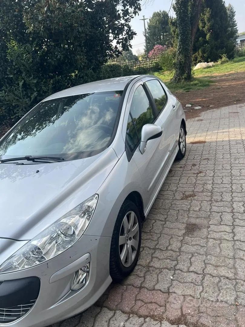 Peugeot 308 2009 photo 3