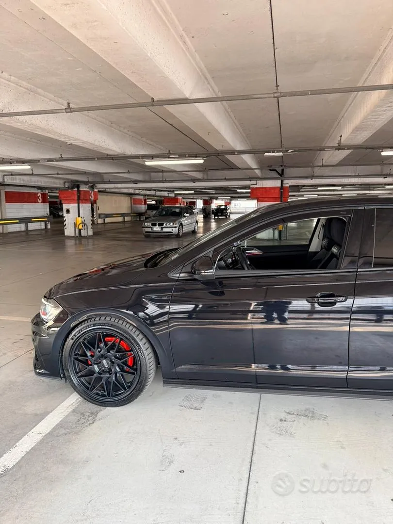 Volkswagen Polo 2018 photo 2