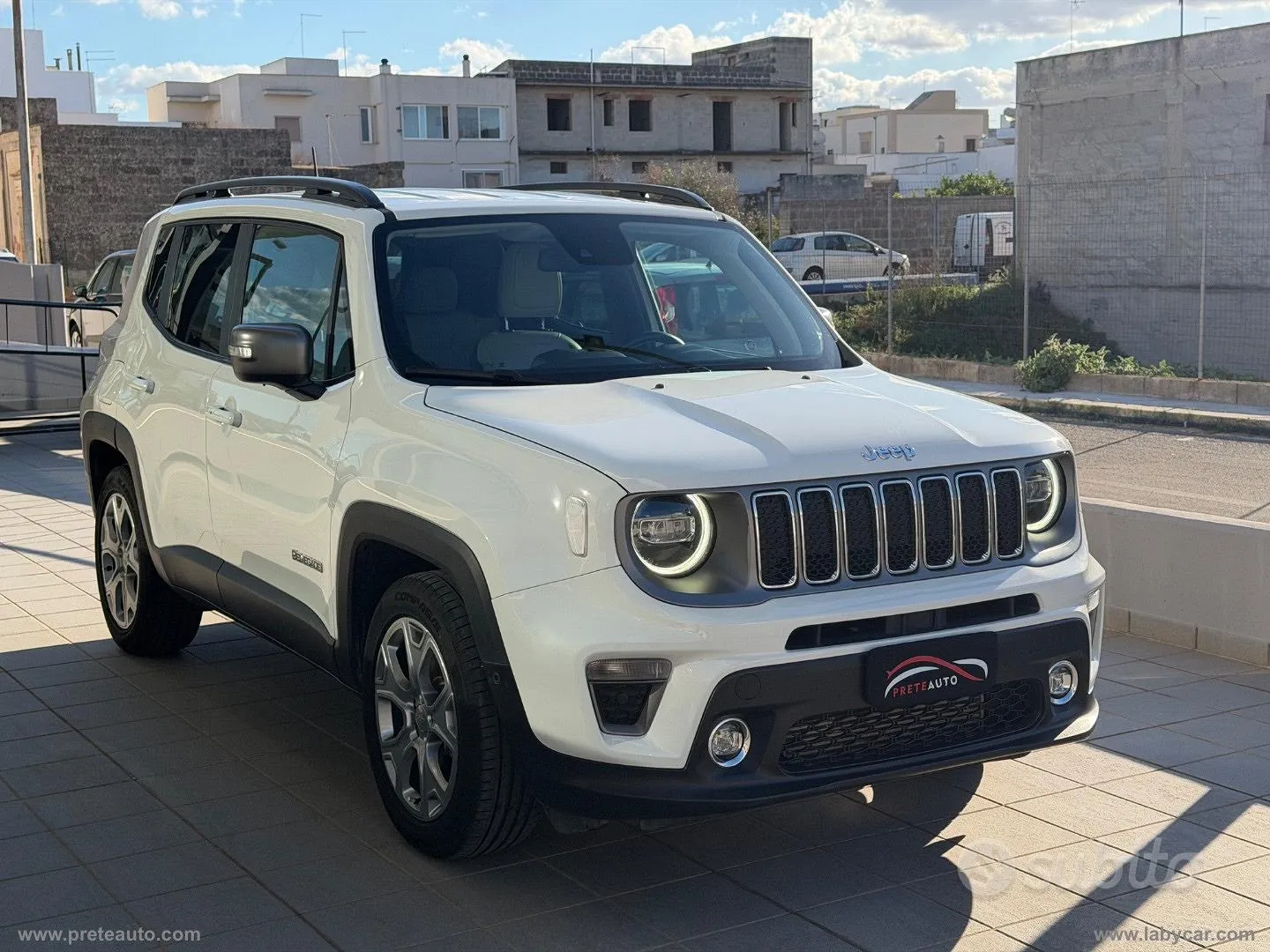 Jeep Renegade 2022 photo 3