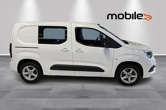 Opel Combo 2022 photo 2
